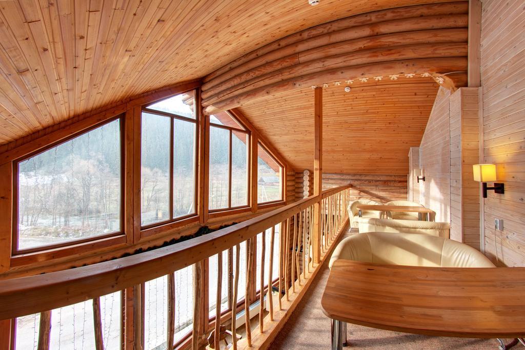 Hotel Bereg Μπούκοβελ Εξωτερικό φωτογραφία