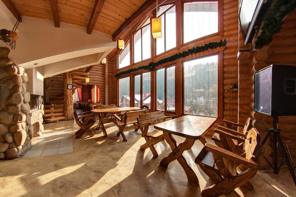 Hotel Bereg Μπούκοβελ Εξωτερικό φωτογραφία