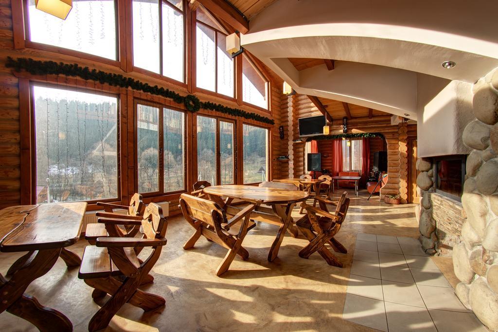 Hotel Bereg Μπούκοβελ Εξωτερικό φωτογραφία