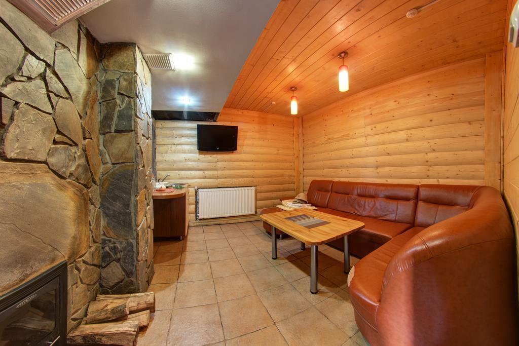 Hotel Bereg Μπούκοβελ Εξωτερικό φωτογραφία
