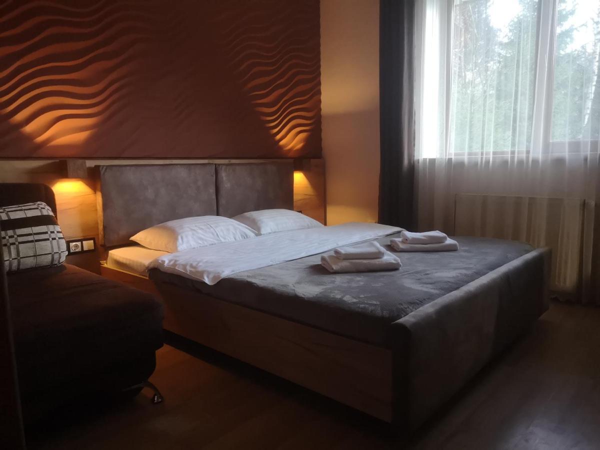 Hotel Bereg Μπούκοβελ Εξωτερικό φωτογραφία