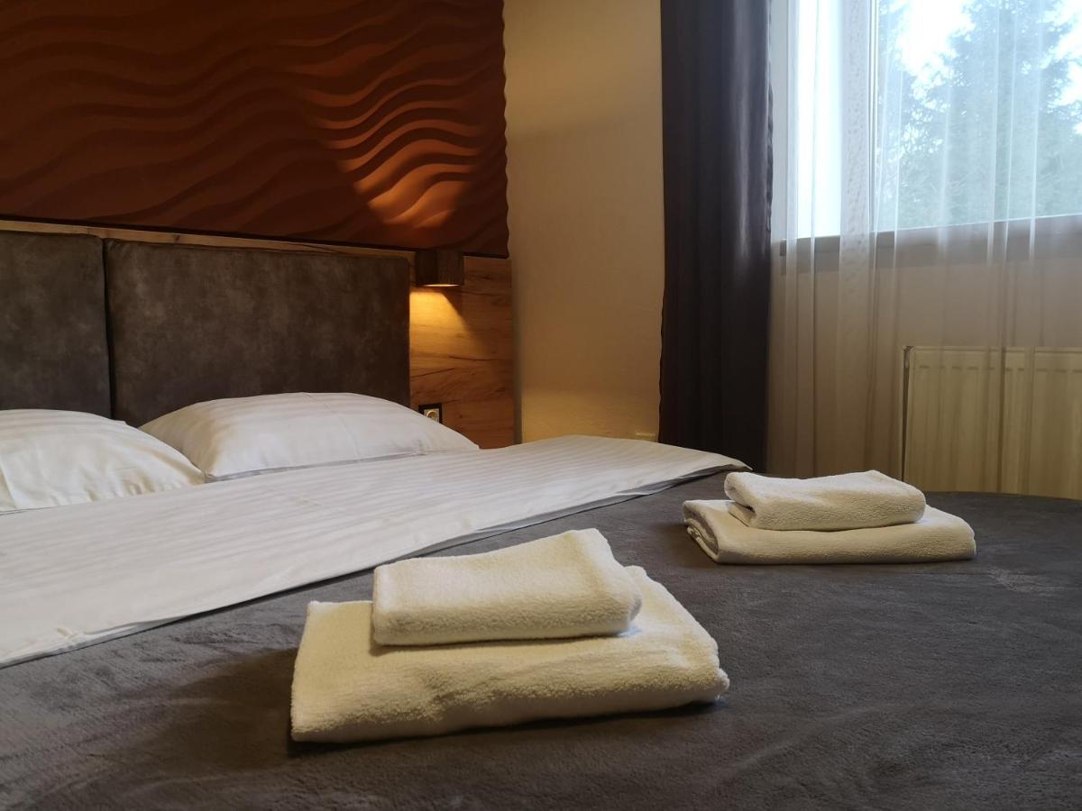 Hotel Bereg Μπούκοβελ Εξωτερικό φωτογραφία